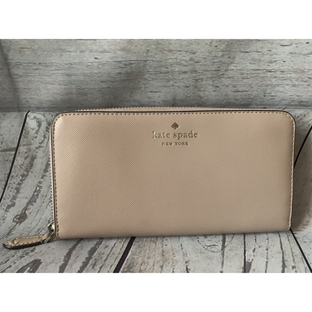 Kate Spade large wallet Schuyler continental saffiano pvc